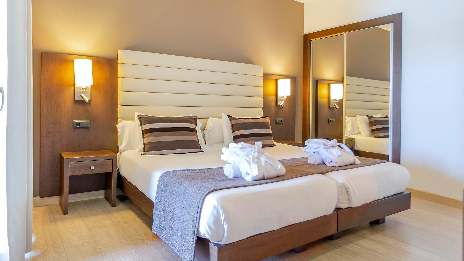 ****  Marins Beach Club - Adults Only Hotel Cala Millor  Espanha